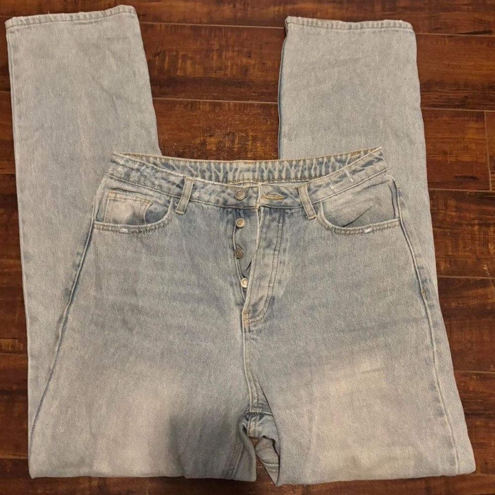 SHEIN Light Blue Women's Relaxed Jeans!